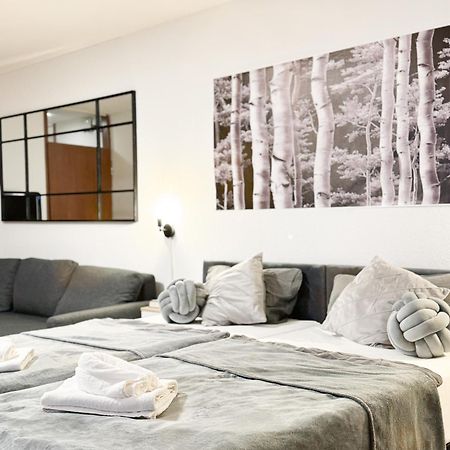 Modern Living In Karlsruhe - Frieden Apartments Exteriér fotografie